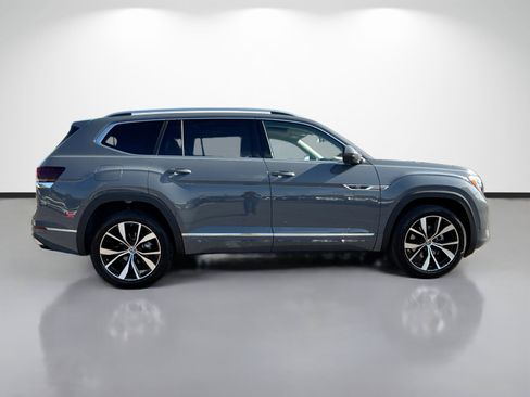 New 2026 Volkswagen Atlas SEL Premium R-Line AWD/4WD image 2