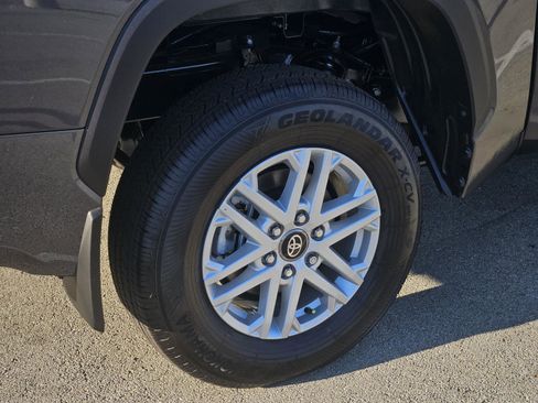 New 2026 Toyota Tundra SR5 image 7