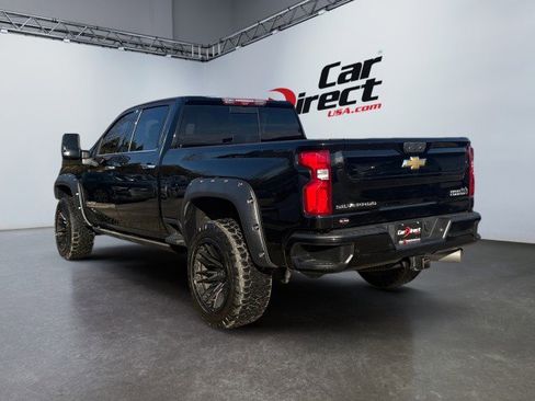 Used 2023 Chevrolet Silverado 2500 High Country w/ Z71 Off-Road Package image 7