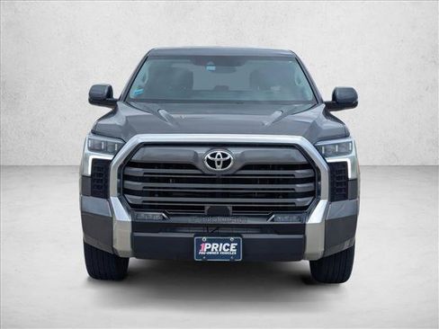 Used 2024 Toyota Tundra Limited AWD/4WD image 2