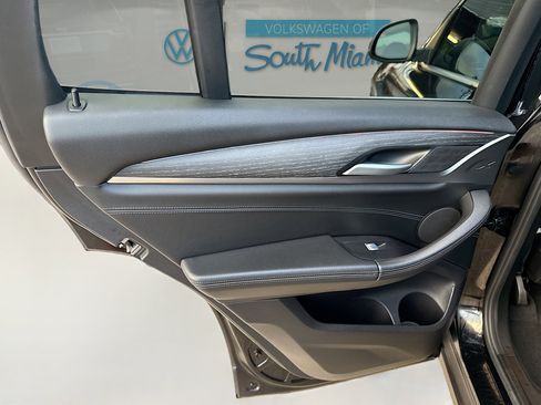 Used 2023 BMW X3 xDrive30i w/ Premium Package image 25