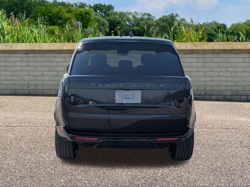 New 2026 Land Rover Range Rover SE image 5
