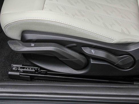 New 2026 MINI Cooper S image 21