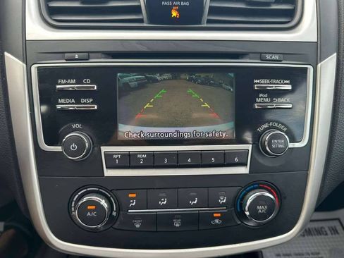 Used 2017 Nissan Altima 2.5 S w/ Power Driver Seat Package FWD image 15