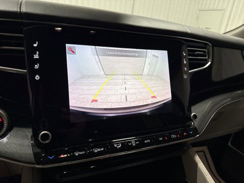 Used 2022 Jeep Wagoneer Series I image 15