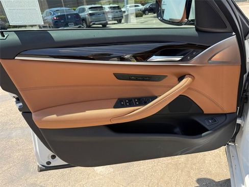 Used 2022 BMW 540i 540i image 11