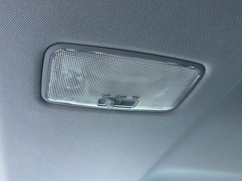 Used 2022 Toyota Camry LE FWD image 23