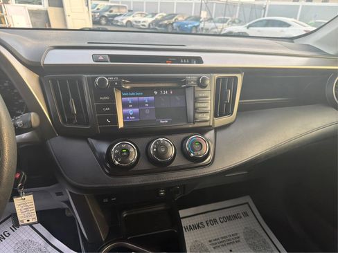 Used 2018 Toyota RAV4 LE w/ All Weather Liner Package AWD/4WD image 14
