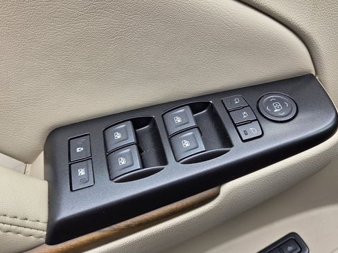Used 2020 GMC Yukon XL Denali image 30