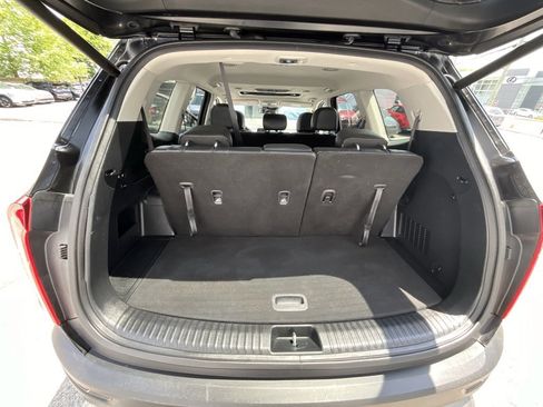 Used 2022 Kia Telluride EX image 31