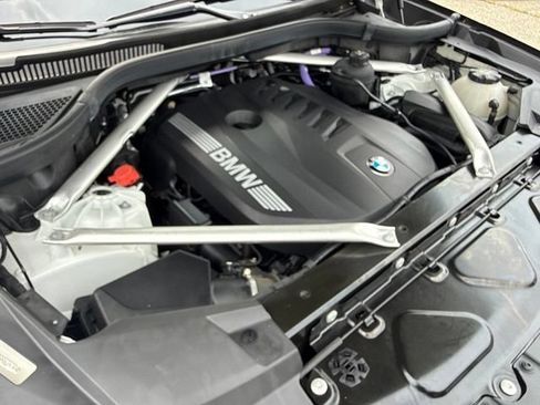 Used 2024 BMW X5 xDrive40i AWD/4WD image 32