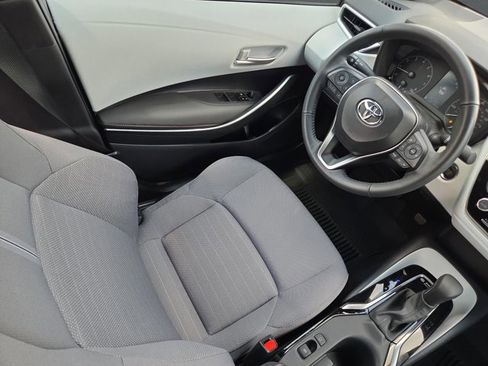 Used 2024 Toyota Corolla SE image 15