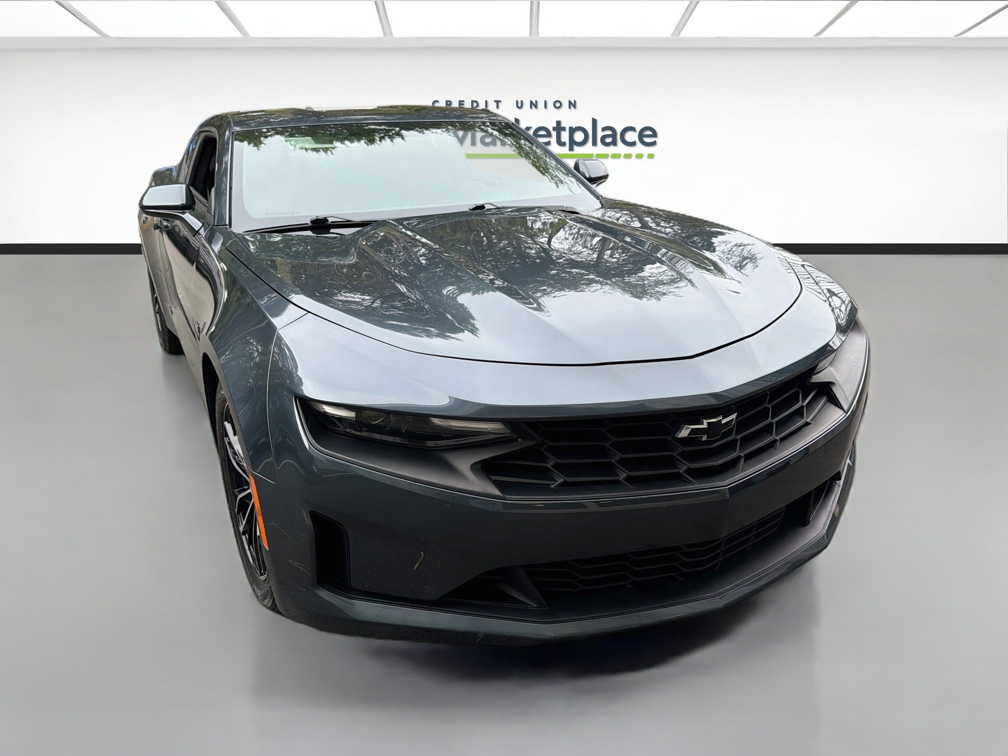 Used 2020 Chevrolet Camaro LT RWD image 1