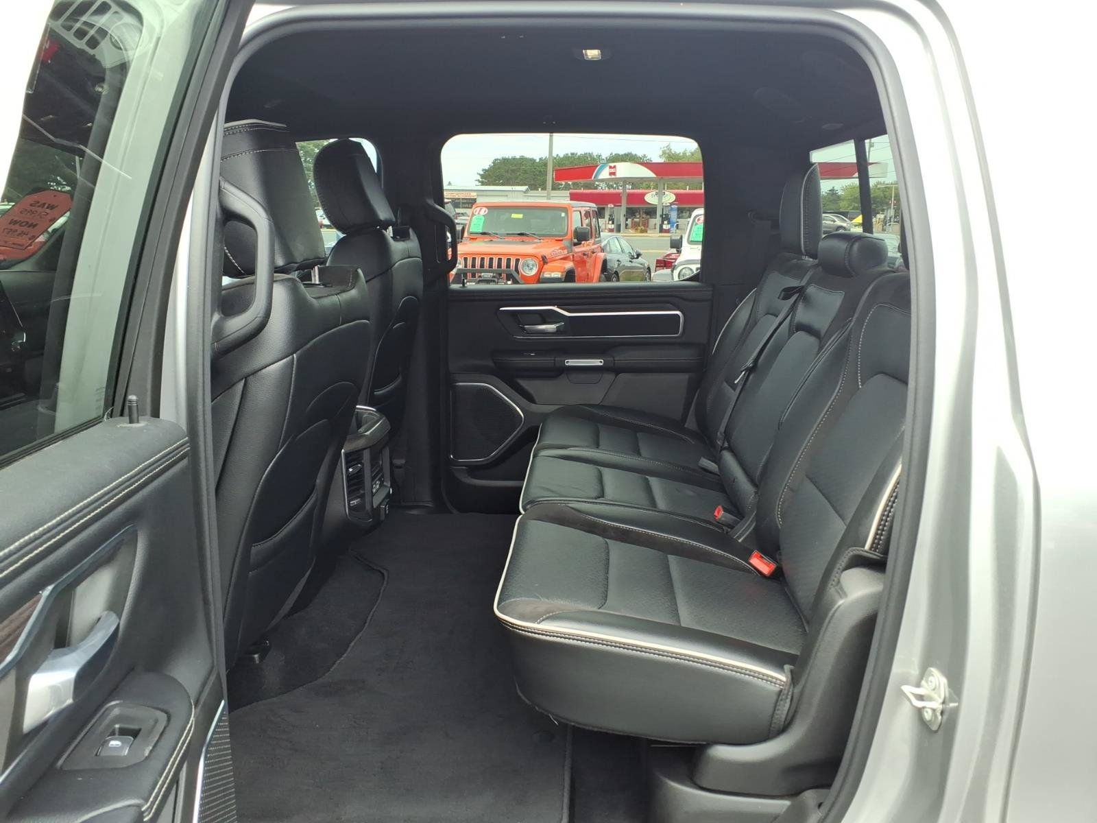 Used 2025 RAM 1500 Laramie w/ Bed Utility Group AWD/4WD image 11