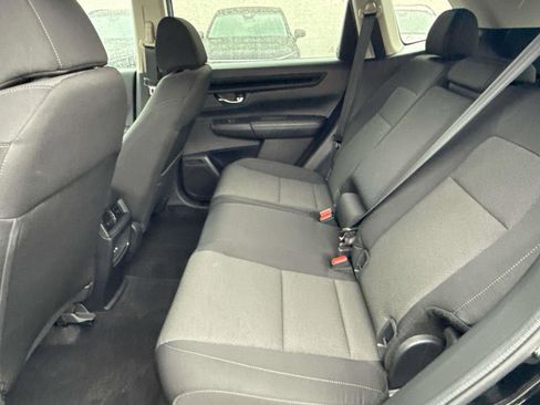 Certified 2025 Honda CR-V EX image 21