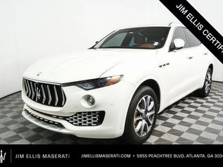 Used 2017 Maserati Levante w/ Luxury Package AWD/4WD video 1