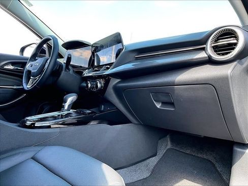 Used 2025 Chevrolet Trax ACTIV w/ Sunroof Package FWD image 14