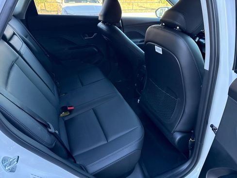 New 2026 Hyundai Kona Limited FWD image 16