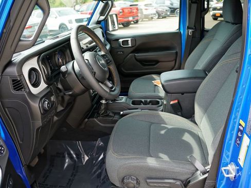 Certified 2024 Jeep Wrangler Sport S image 15