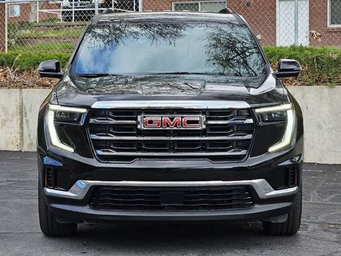 Used 2025 GMC Acadia Elevation AWD/4WD image 8