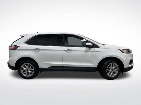 Used 2024 Ford Edge SEL image 2
