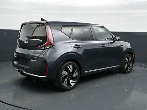 Used 2023 Kia Soul GT-Line FWD image 7