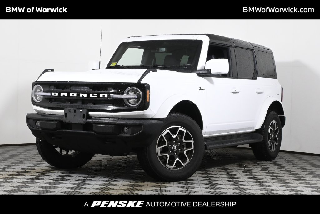 Used 2025 Ford Bronco Outer Banks AWD/4WD image 1