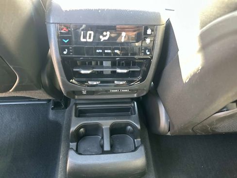 Used 2024 Jeep Grand Cherokee L Limited w/ Luxury Tech Group II image 14