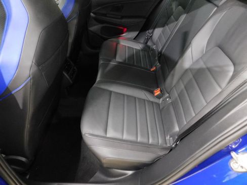 Used 2024 Volkswagen Golf R AWD/4WD image 79