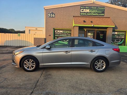 Used 2016 Hyundai Sonata SE FWD image 14