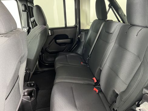 Used 2021 Jeep Wrangler Unlimited Sport AWD/4WD image 17