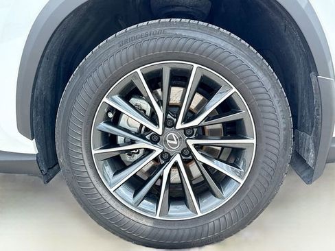 Used 2024 Lexus NX 250 FWD w/ Towing Package (2000 Lbs) image 41