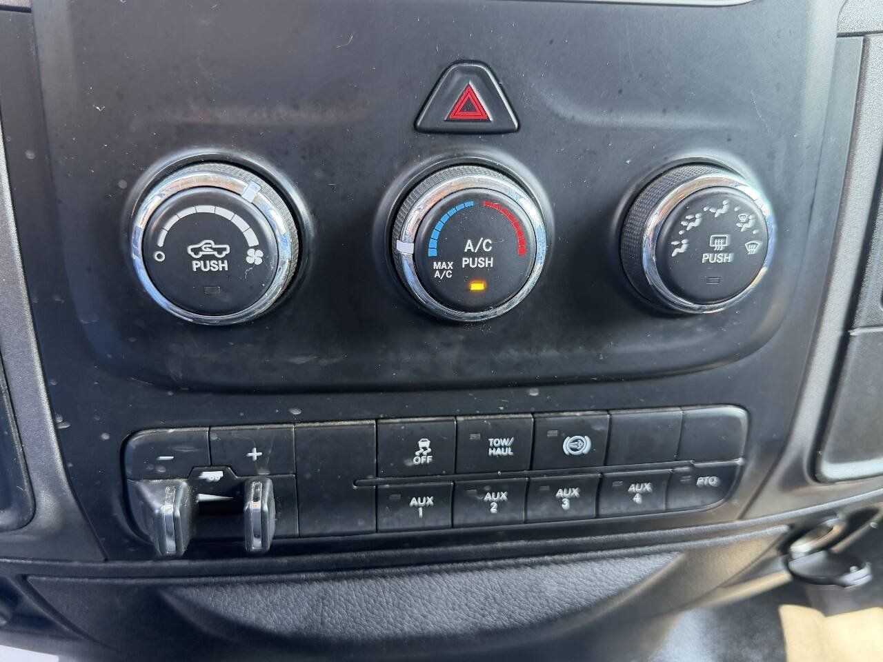 Used 2015 RAM 5500 Tradesman w/ Ambulance Prep Group RWD image 30