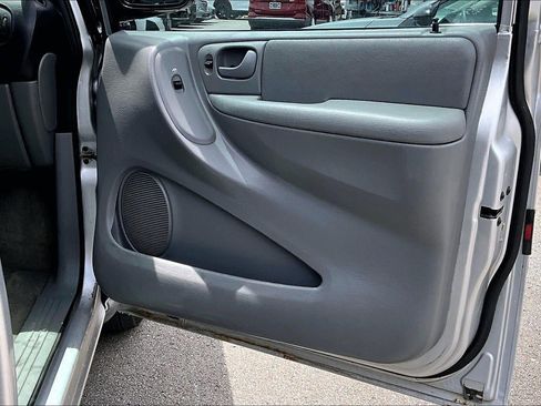 Used 2006 Dodge Grand Caravan SE w/ Popular Equipment Group I FWD image 24