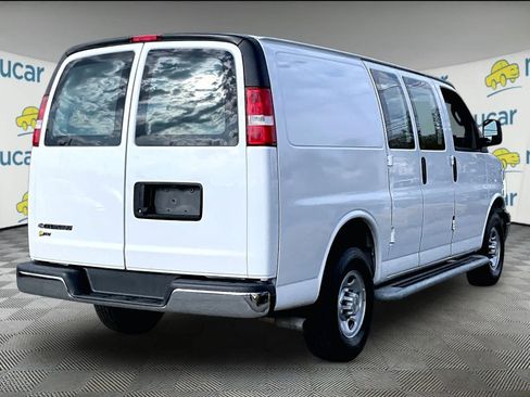 Used 2024 Chevrolet Express 2500 w/ Driver Convenience Package image 6