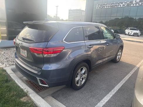 Used 2019 Toyota Highlander Limited AWD/4WD image 6