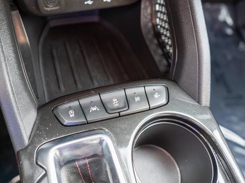 Used 2023 Chevrolet TrailBlazer RS FWD image 31