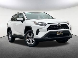 New 2025 Toyota RAV4 XLE video 2