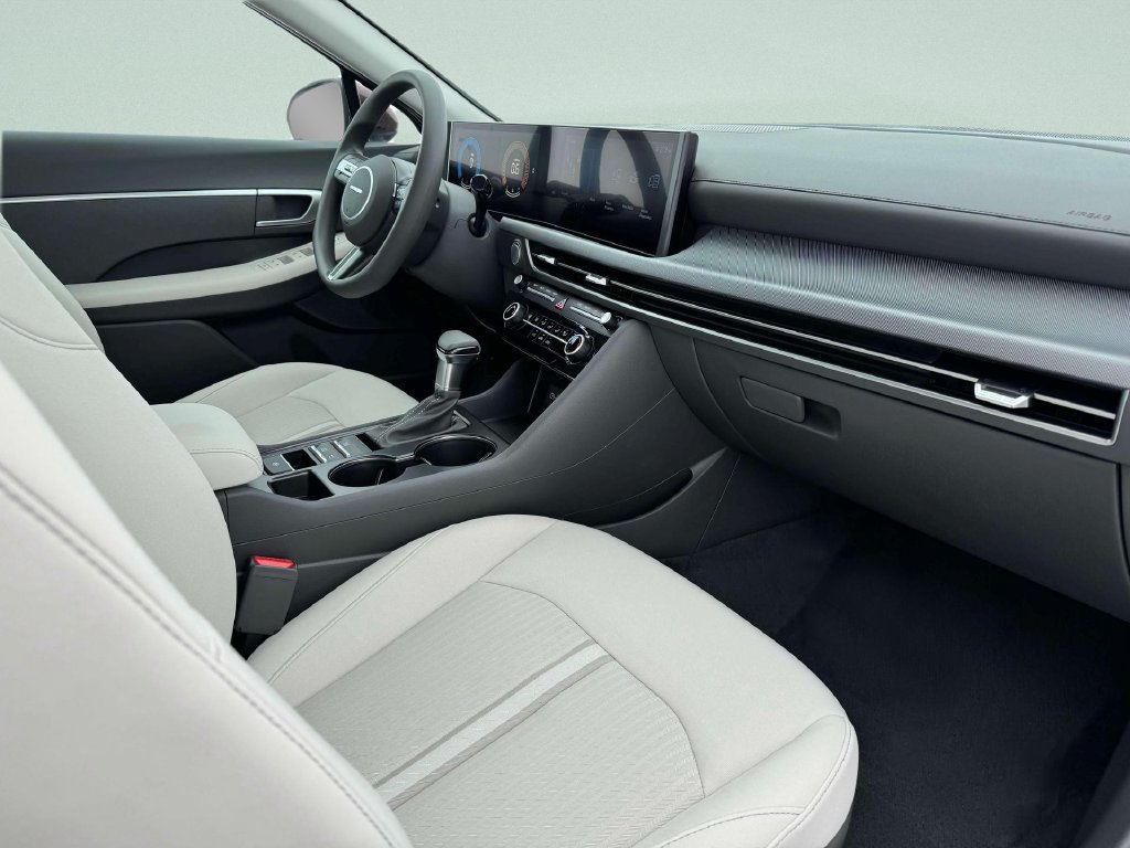 Certified 2025 Hyundai Sonata SE FWD image 15