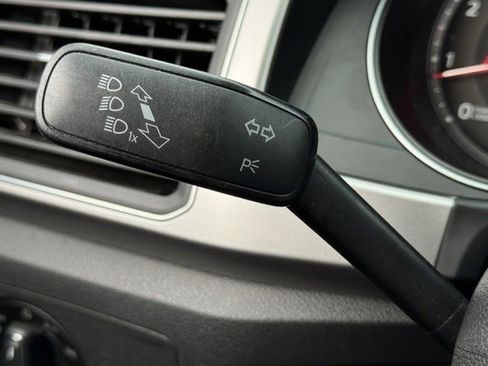 Used 2018 Volkswagen Atlas SE image 24