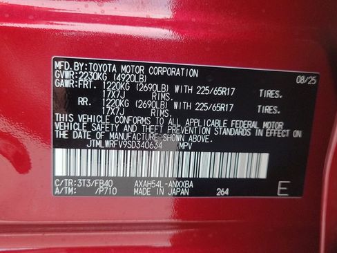 Certified 2025 Toyota RAV4 LE AWD/4WD image 23
