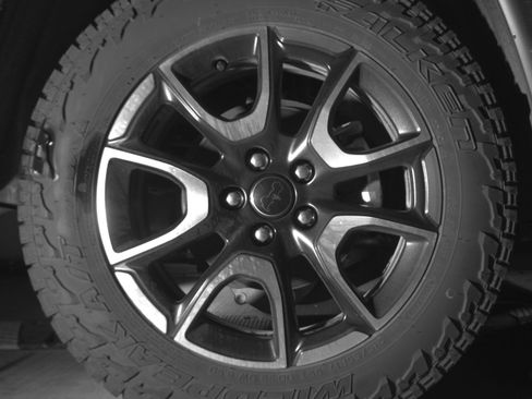 Used 2025 Jeep Compass Trailhawk image 15