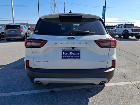Certified 2023 Ford Escape Active AWD/4WD image 11