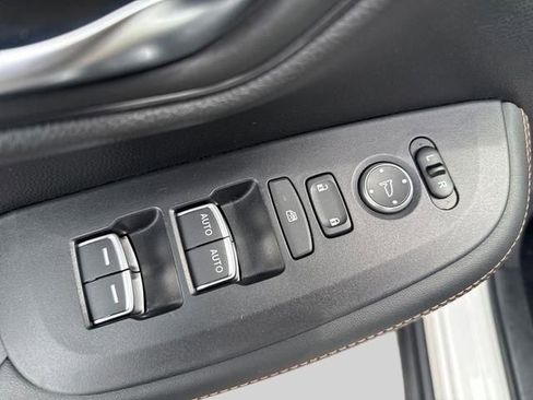 Certified 2023 Honda HR-V Sport image 5