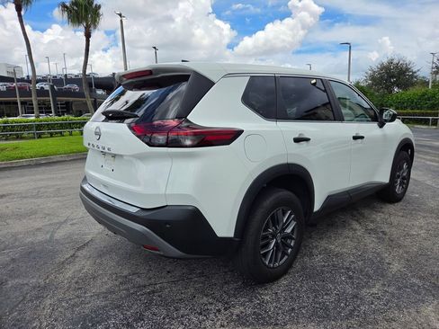 Used 2023 Nissan Rogue S FWD image 7