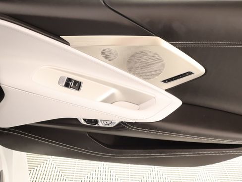 Used 2023 Chevrolet Corvette Stingray Premium Cpe w/ 3LT image 17