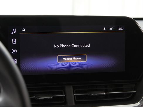 Certified 2024 Chevrolet Trax LT w/ Sunroof Package image 11