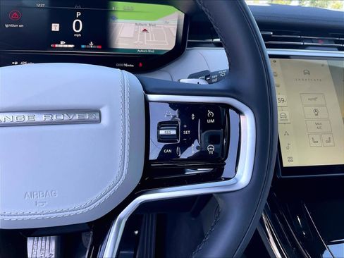 New 2026 Land Rover Range Rover Sport SE AWD/4WD image 18