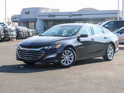 Used 2023 Chevrolet Malibu LT image 1