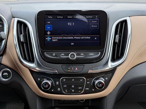 Used 2023 Chevrolet Equinox Premier AWD/4WD image 18
